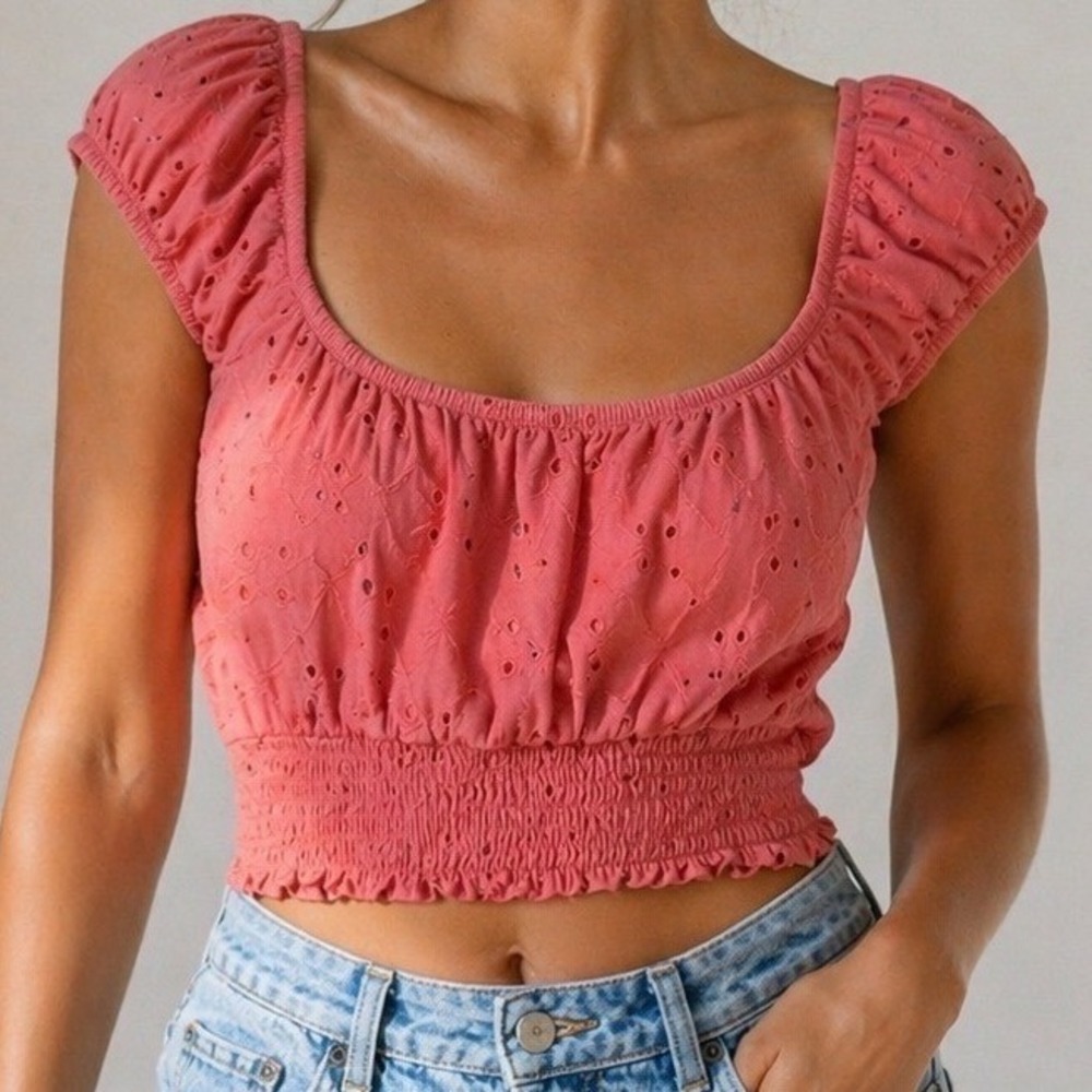Hollister Coral Pink Eyelet Smocked Crop Top Puff Sleeve Medium Coquette